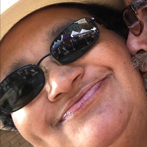 Meet your Posher, Tonya